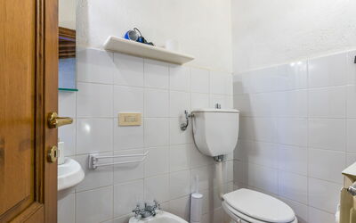 Accommodation:&nbsp;Colombaia 600.8