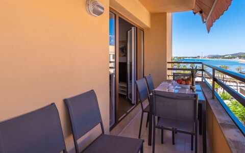 Mariners 4: Room, Property, Building, Furniture, Balcony, Real Estate, Architecture, Interior Design, Sky, House