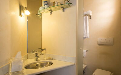 Accommodation:&nbsp;Corte 740.4