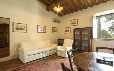 Corte 740.4: Property, Room, Building, Interior Design, Furniture, Ceiling, Living Room, House, Real Estate, Floor