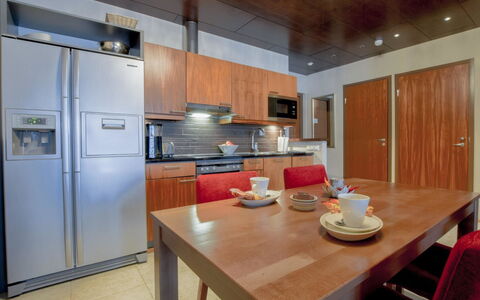 Tahko Spa Junior Suite Orange B6: Apartment, Condominium, Swimming Pool, Dock, Marina, Resort, Hotel, Resort Town, Walkway