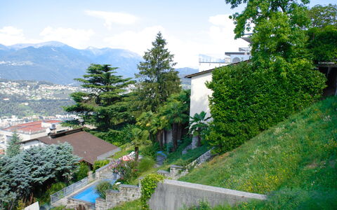 Aldesago 525: Vegetation, Property, Tree, Natural Landscape, Daytime, Hill Station, House, Architecture, Real Estate, Residential Area