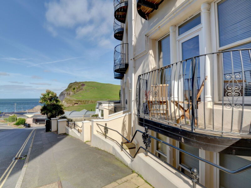 6 Cove View