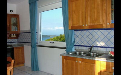 Accommodation:&nbsp;Maronti