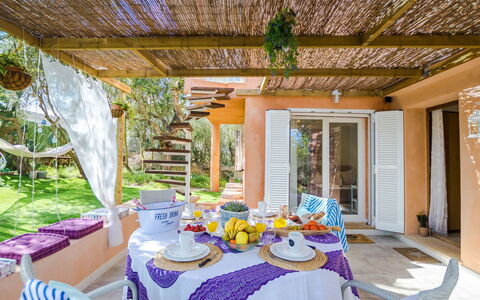 Can Marc: Property, Building, Room, House, Real Estate, Furniture, Interior Design, Villa, Table, Estate