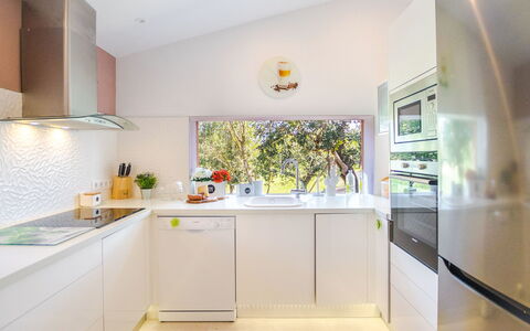 Can Marc: Property, Room, Countertop, Kitchen, Interior Design, Cabinetry, Furniture, Yellow, Real Estate, Floor