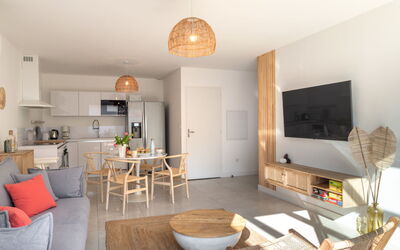 Accommodation:&nbsp;Les Patios de Flore 801.2