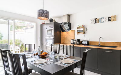 Accommodation:&nbsp;Les Patios de Flore 801.1