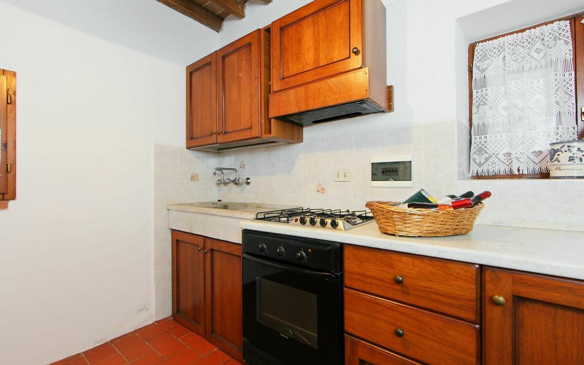 Accommodation:&nbsp;Castellare 820.5