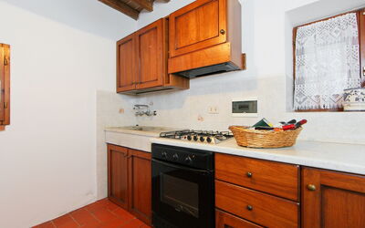 Castellare 820.5: Property, Countertop, Room, Furniture, Kitchen, Cabinetry, Building, House, Kitchen Stove, Interior Design