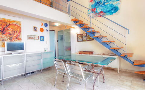 Suite 48: Room, Property, Interior Design, Building, Furniture, House, Loft, Real Estate, Table, Stairs