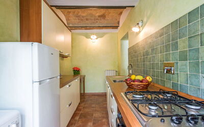 Accommodation:&nbsp;La Madonnina X 17 Pax 875.4