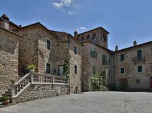 Accommodation:&nbsp;Camera Piazza