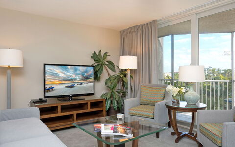Accommodation:&nbsp;Gullwing Beach Resort 150.12