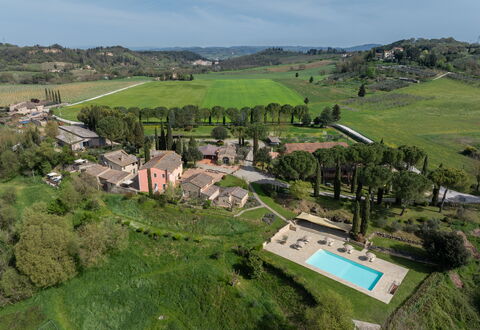 Antico Borgo San Lorenzo - Weddings And Events: Residential Area, Estate, Home, Swimming Pool, Farmhouse, Suburb, Hacienda, Villa, Landscaping, Mansion
