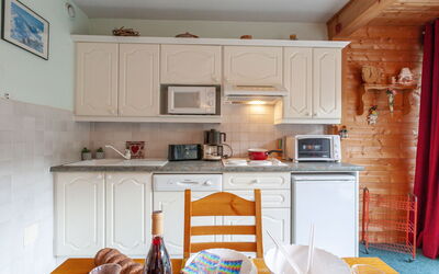 Accommodation:&nbsp;Baikonour 210.4
