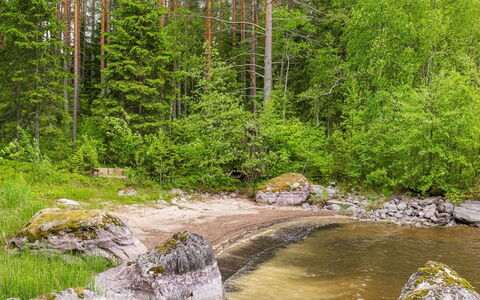 Kainaloranta: Green, Water, Tree, Body Of Water, Nature, Natural Environment, Vegetation, Rock, Watercourse
