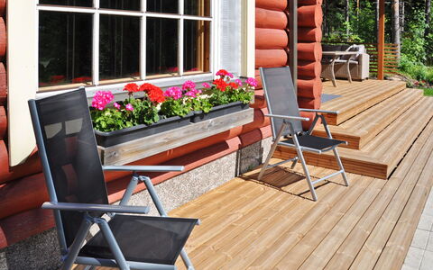Piilopirtti: Furniture, Chair, Outdoor Furniture, Table, Wood, Outdoor Table, Kitchen & Dining Room Table, Shade, Garden, Umbrella