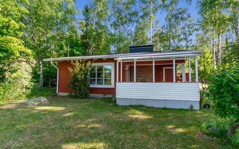 Lampaluodon Punainen Tupa: Wood, Cottage, Log Cabin, Forest, Shed, Garden Buildings, Larch, Woodland, Wood Stain