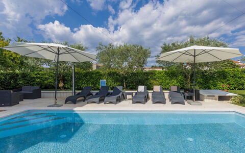 Mir: Water, Cloud, Sky, Plant, Furniture, Swimming Pool, Azure, Umbrella, Chair, Outdoor Furniture