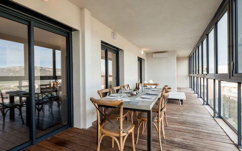 Porto Vecchio 123: Property, Room, Building, Furniture, Interior Design, Table, House, Dining Room, Ceiling, Floor