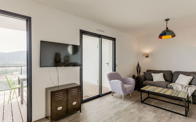 Accommodation:&nbsp;Château 123.10