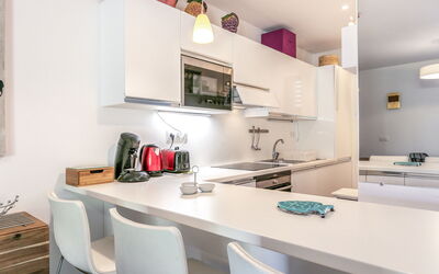 Accommodation:&nbsp;Bastion 123.15
