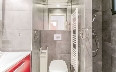 Accommodation:&nbsp;Bastion 123.15