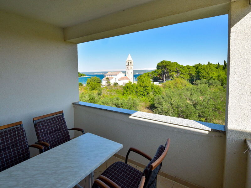 Accommodation:&nbsp;Ti-ni 107.6