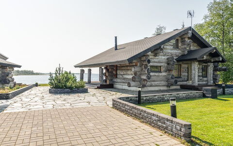 Villa Pärla: Tree, Bank, House, Cottage, Lake, Pond, Forest, Log Cabin