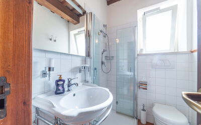 Accommodation:&nbsp;Edera