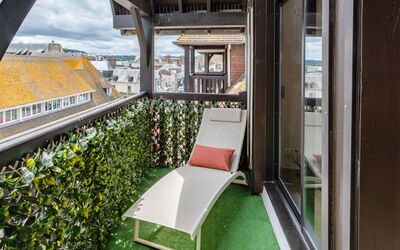 Accommodation:&nbsp;Les Jardins du Yacht Club 137.4