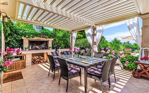 Villa Mutnik: Furniture, Chair, Table, Outdoor Furniture, Garden, Outdoor Table, Resort, Outdoor Structure, Shade, Flowerpot