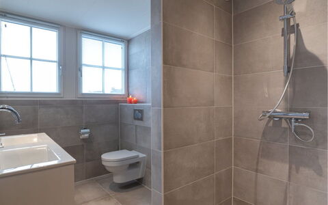 Ganuenta: Plumbing Fixture, Bathroom, Shower Head, Building, Window, Sink, Shower, Floor, Flooring
