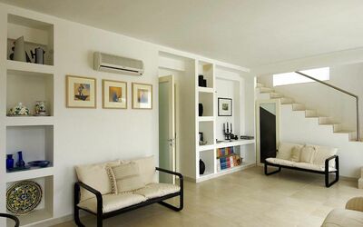 Contemplamare 2: Furniture, Room, Living Room, Interior Design, Property, Shelf, Building, Table, Shelving, Ceiling