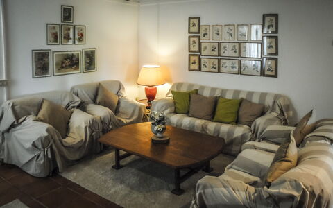 Accommodation:&nbsp;Chiara In Cottage
