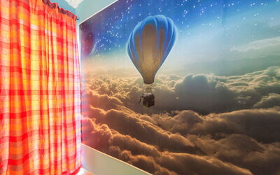 Accommodation:&nbsp;Blue Room