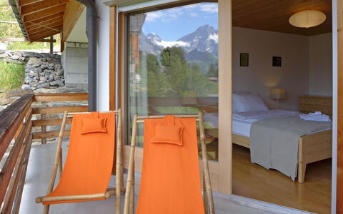 Mürren 300: Plant, Property, Building, Azure, Wood, Shade, Architecture, Interior Design, Comfort, Tree