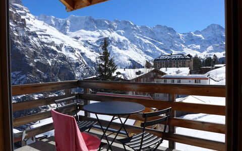 Mürren 300: Mountain, Mountainous Landforms, Snow, Sky, Property, Natural Landscape, Room, Mountain Range, Winter, Table