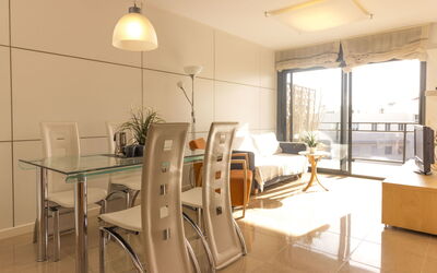 Accommodation:&nbsp;Goleta 403.2