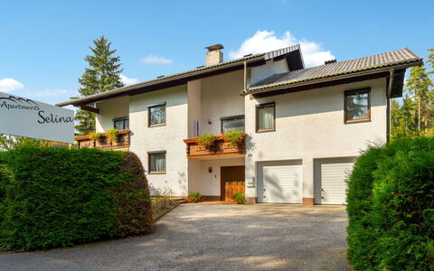 Klopeiner See 50: Sky, Plant, Cloud, Building, Window, House, Tree, Land Lot, Door