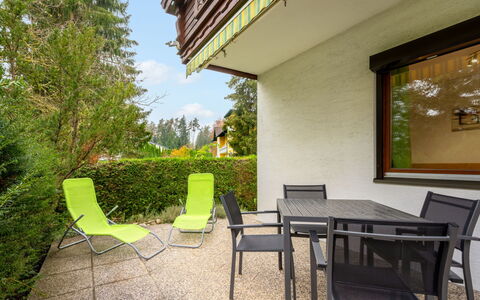 Klopeiner See 50: Property, Building, Real Estate, Room, House, Interior Design, Table, Furniture, Patio, Home
