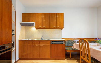Accommodation:&nbsp;Kolm 50.3
