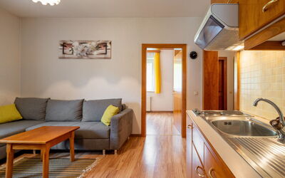 Accommodation:&nbsp;Seerain 50.4