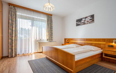 Accommodation:&nbsp;Seerain 50.4