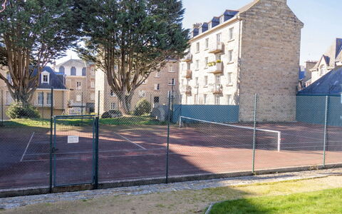 Dinard 188: Building, Sky, Property, Window, Plant, Road Surface, House, Fence, Tree, Land Lot