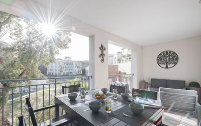 Accommodation:&nbsp;Le Domaine 355.4