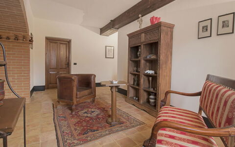 Cantiniere: Room, Property, Furniture, Building, House, Interior Design, Real Estate, Floor, Ceiling, Wall