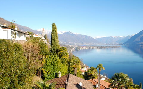 Cà dal Non: Nature, Lake, Mountain, Natural Landscape, Hill Station, Wilderness, Sky, Water, Tourism, Tree