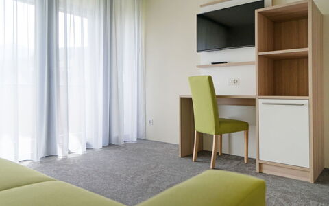 Accommodation:&nbsp;Wohnmotel 100.33